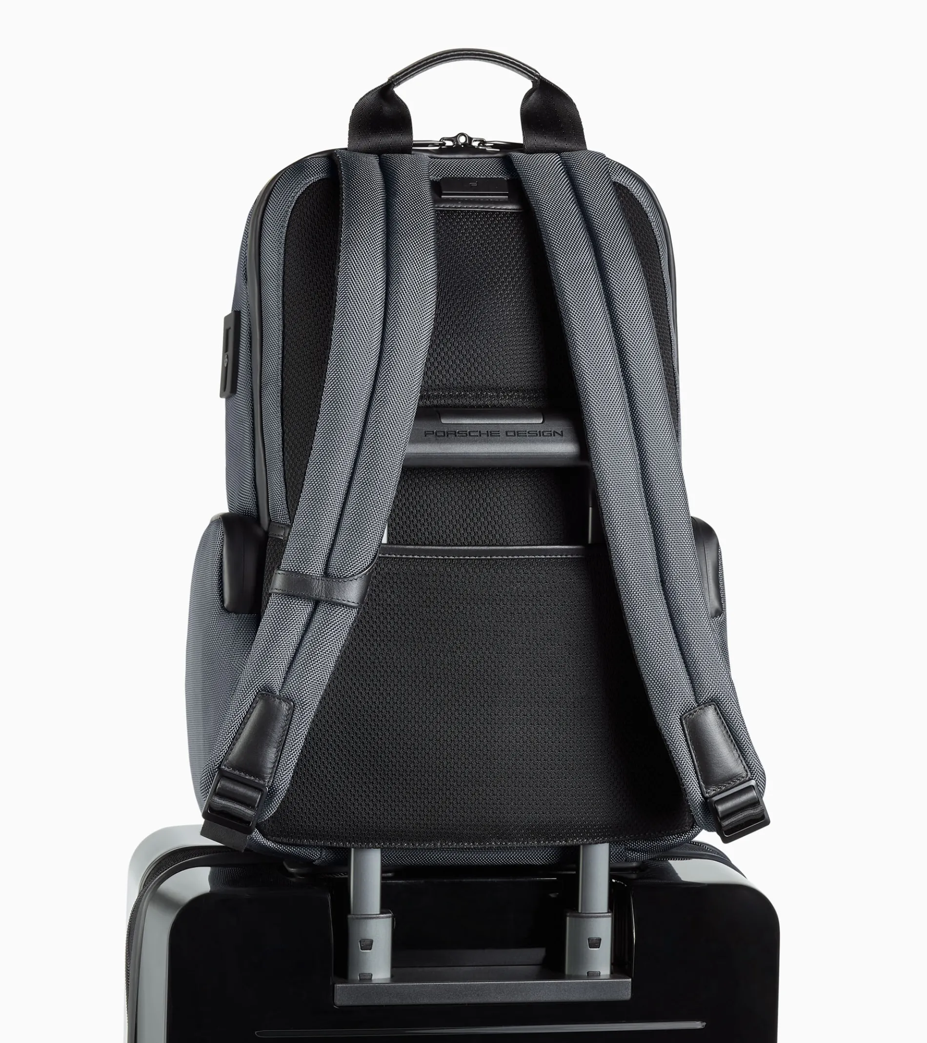 Roadster Pro Backpack M1