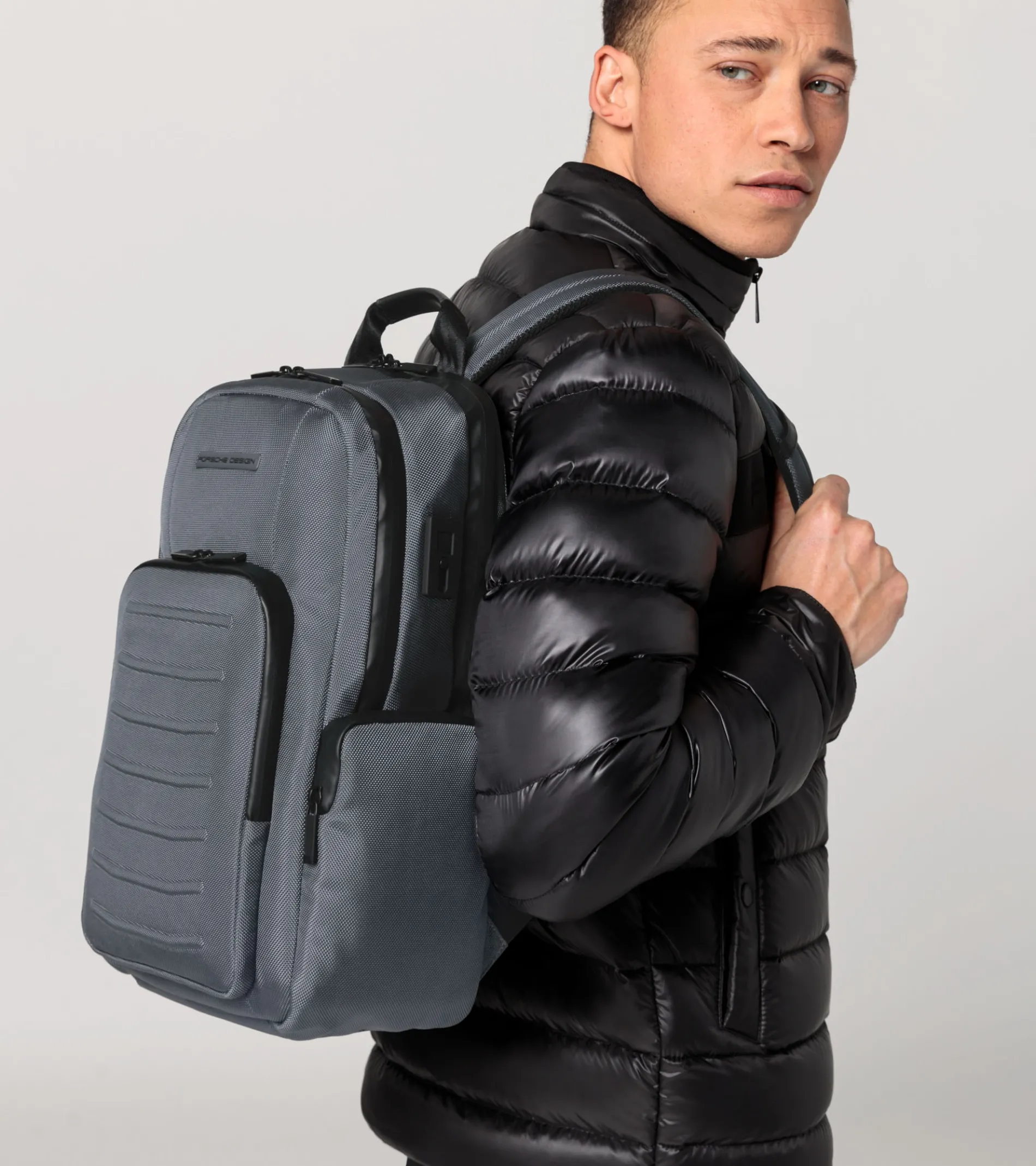 Roadster Pro Backpack M1