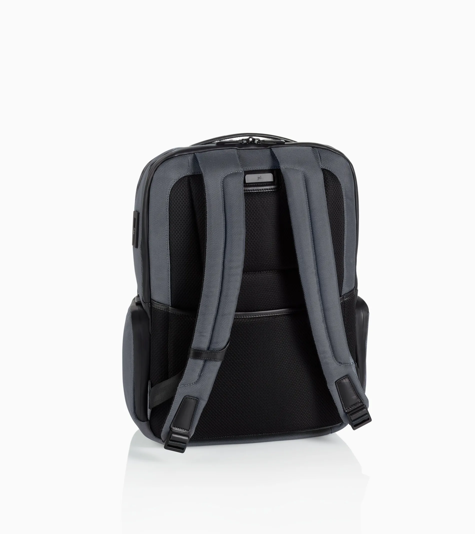 Roadster Pro Backpack L