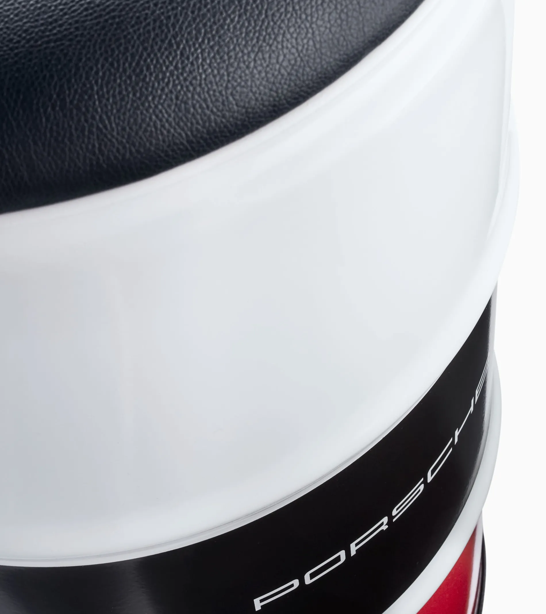 Barrel Seat – Porsche Penske Motorsport