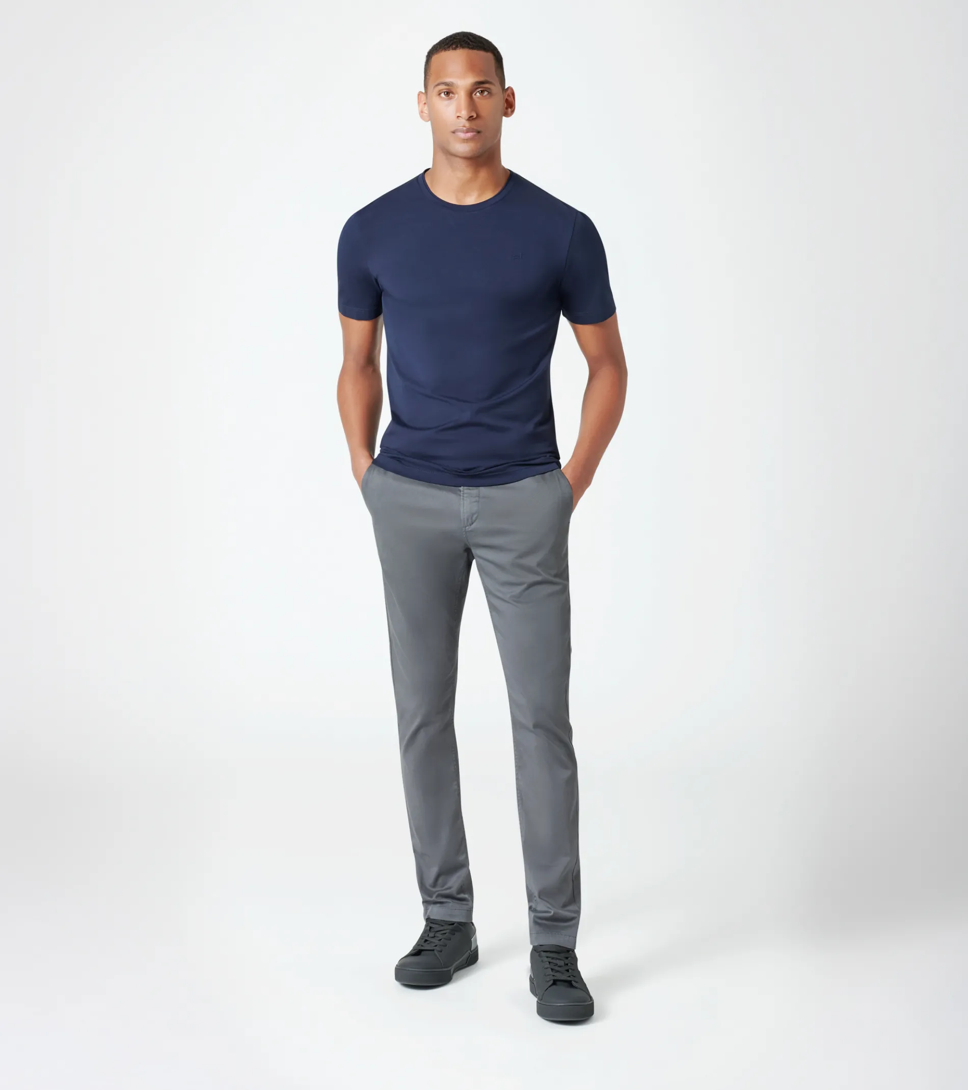 Basic Slim Fit Chino