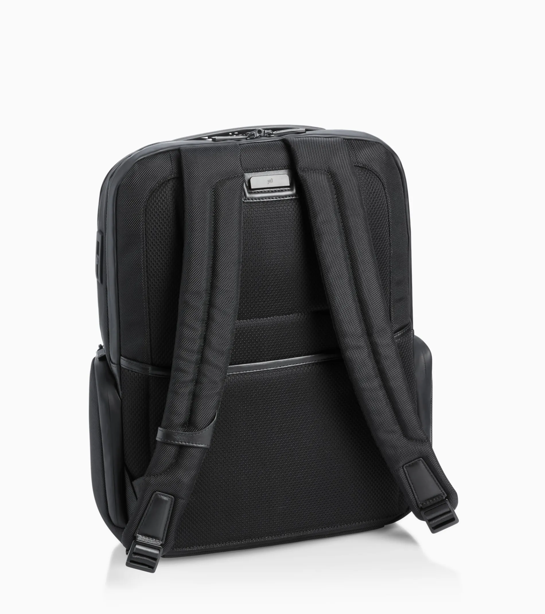 Roadster Pro Backpack L